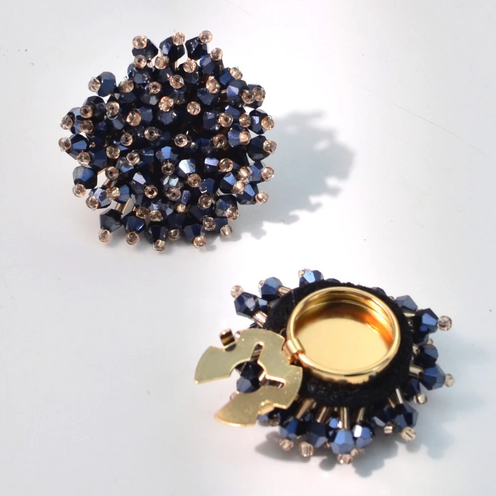 Women'S Accessories And Jewelry - 2PCS Elegant Button Covers Handmade Beaded