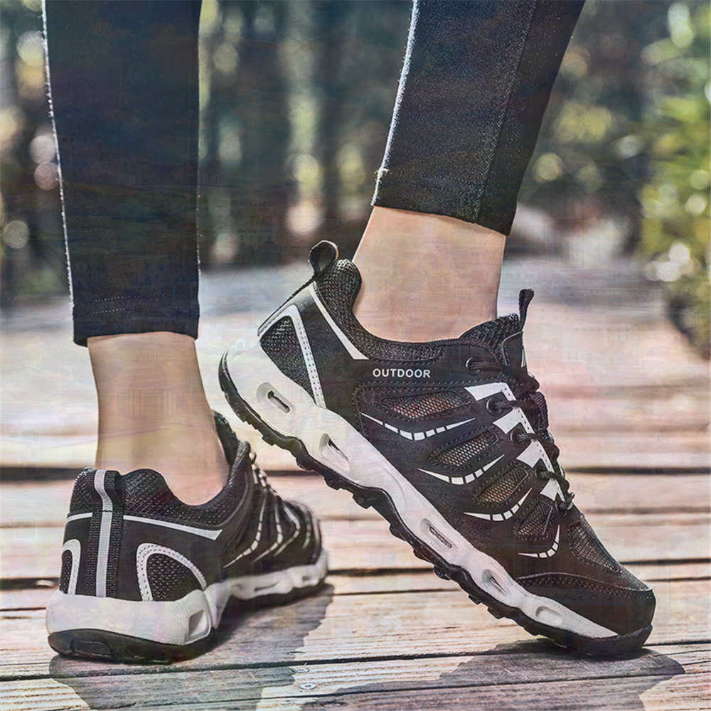 Sumer Round Tip Silver Sneaker - огляд і ціна Women'S Accessories Wholesale Suppliers