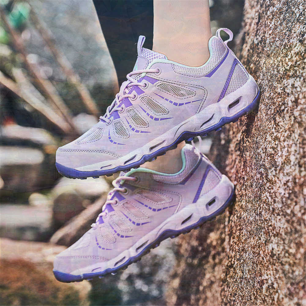 Sumer Round Tip Silver Sneaker - огляд і ціна Women'S Accessories Wholesale Suppliers